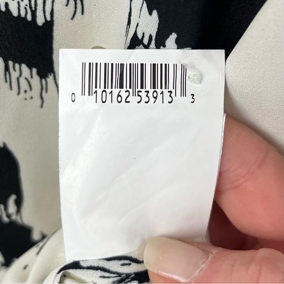 A Pea in the Pod x Daniel Rainn Abstract Brush Stroke Short Sleeve Top Size L - Picture 8 of 8